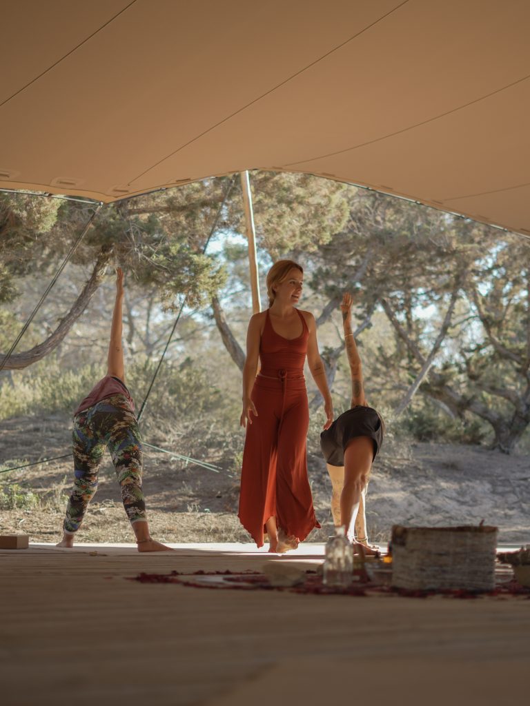 CLASES YOGA CHANDRA FORMENTERA